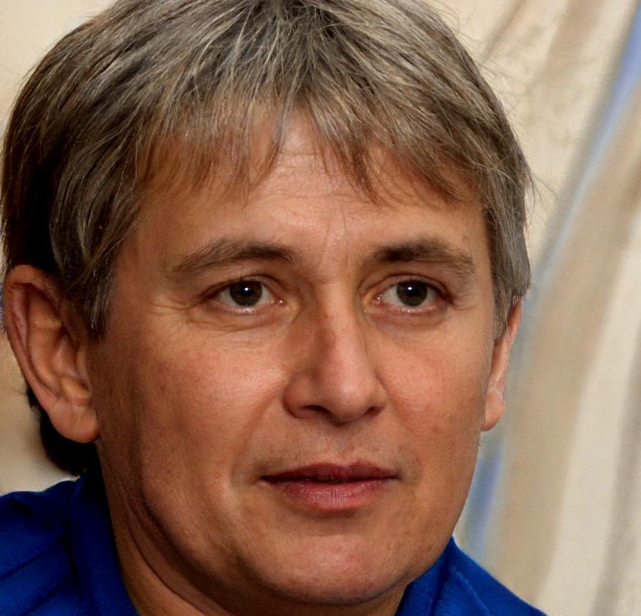 Олександр Петренко
